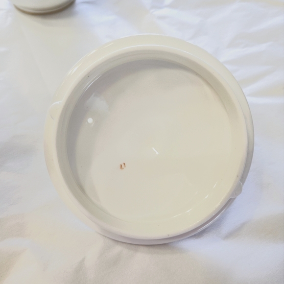 3 pc Wedgwood "King cup" pattern Teapot with Cream and Sugar. - Picture 9 of 15